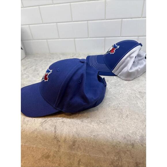 Lot of 2 Toronto Blue Jays baseball caps, adjustible hats. Like New! - Picture 7 of 9